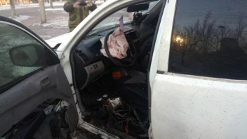 В Горловке взорвали авто комбата оккупантов, он в больнице