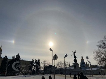 Харьковчане увидели редкое атмосферное явление (фото)