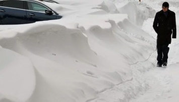 Дома засыпало снегом под самую крышу: мощный циклон накрыл Сахалин