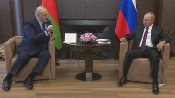 Лукашенко о санкциях: не надо "париться", РФ сама себя обеспечит