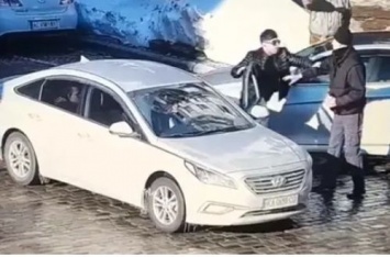 В Киеве водитель легковушки со второго удара убил пешехода