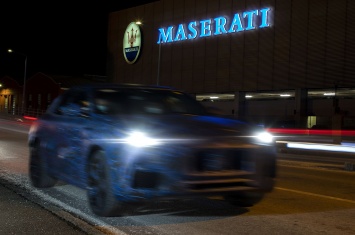 Maserati Grecale показался на тизерах