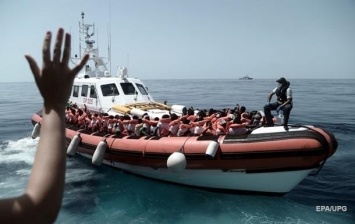 У берегов Ливии спасли более 200 мигрантов