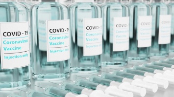 Украина получит индийскую вакцину от коронавируса CoviShield: что о ней известно