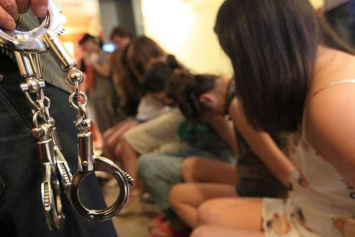 Украинка и гражданин Турции вербовали девушек в сексуальное рабство