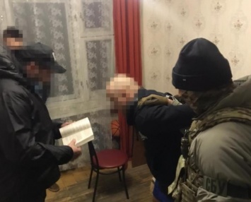 Спецслужбы разоблачила подполковника налоговой, который "сливал" информацию "ДНР"