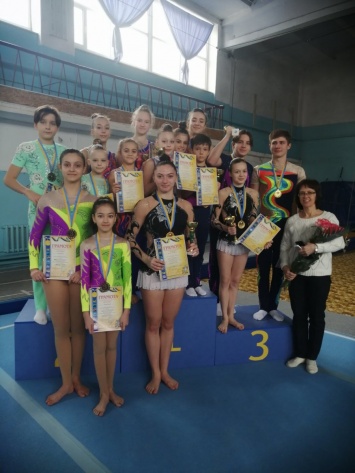 Одесские спортсмены - победители всеукраинского турнира по спортивной акробатике