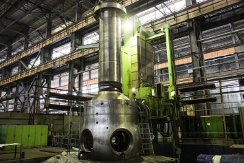 В цехах "Турбоатома" продолжаются работы над оборудованием для Кременчугской ГЭС