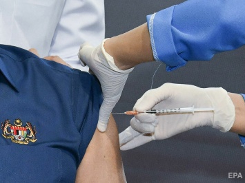 В мире сделали более 218 млн прививок от коронавируса - данные Bloomberg