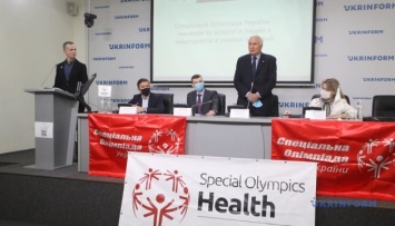 Комиссаренко: специальная Олимпиада должна появиться в законе о физической культуре