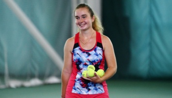 Дарья Снигур вышла в полуфинал турнира ITF в Пуатье