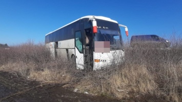 Под Харьковом в кювет вылетел пассажирский автобус