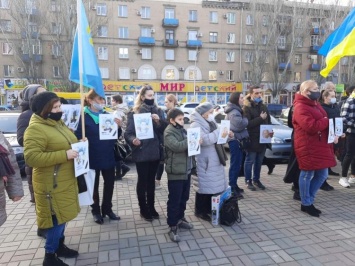 Семь лет сопротивления - мелитопольцы поддержали крымчан