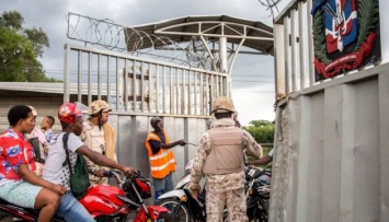 Доминиканская республика построит стену на границе с Гаити