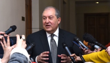 В правящей партии Армении заговорили об импичменте президенту