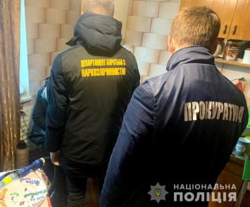 В Ровно задержали пару супругов-закладчиков
