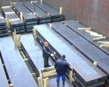 Снятие торговых ограничений на сталь в ЕС и США выгодно украинским экспортерам - Магомедов