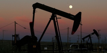 Поляки просчитались с заменой российской нефти на саудовскую и пытаются вернуть "Роснефть"