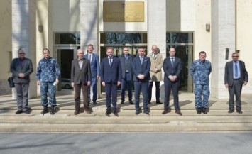 Министр обороны Хорватии провел встречу с почетным консулом Украины и ГККБ «Луч»