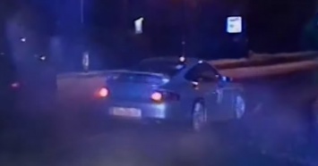 Полицейские взяли на таран угнанный Porsche (видео)