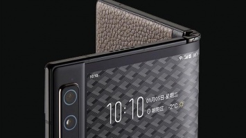 Vertu создали неприлично дорогой смартфон из телячьей кожи
