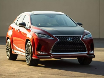 Lexus "засунул" в RX мотор V8