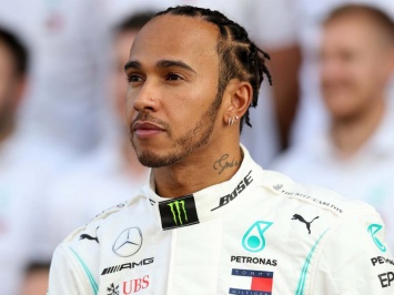 Экс-гонщик Формулы-1: «Хэмилтон не очень доволен результатом переговоров с Mercedes»