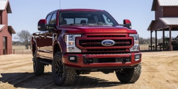 Супер Super Duty: Ford обновил тяжелый пикап