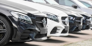 Mercedes отзывает сотни тысяч авто по всему миру
