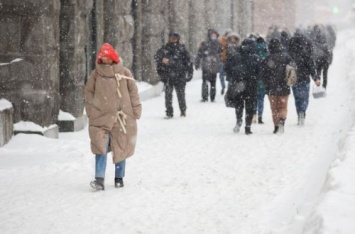 Непогода устроила в Киеве короткий рабочий день