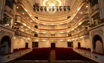 Днепровский академический театр драмы и комедии приглашает на большую премьеру по пьесе Чехова