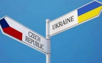 В Чехии погибли 2 украинца-заробитчанина - зашли без разрешения в безкислородный ангар для хранения яблок