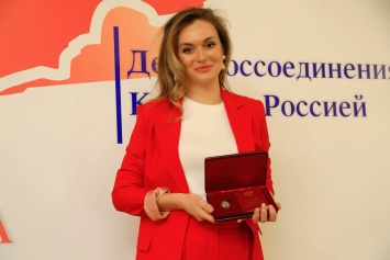Главный редактор «Крымской газеты» удостоена звания «Заслуженный журналист Российской Федерации»