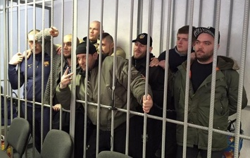 Двоих бывших бойцов Торнадо суд освободил из-под стражи