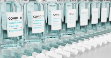 Освобождение производителей вакцин от ответственности рассмотрит Рада на внеочередном заседании