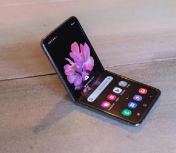 Раскрыты подробности сразу двух новых гибких смартфонов Samsung