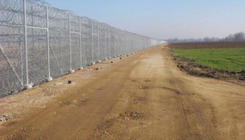 Турция построила почти тысячу километров стен на границе с Сирией и Ираном