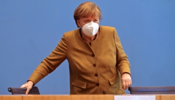 Меркель внезапно передумала вводить в Германии локдаун на Пасху