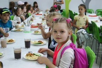 В Украине утвердили нормы и порядок детского питания. И диетического? Обязательно!