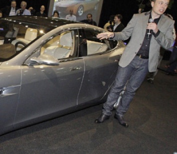 Назад в будущее. Что писали в СМИ о Tesla Model S, дебютировавшей 12 лет назад