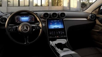 Базовый Mercedes C-Class 2022 года получит классические кнопки в салоне