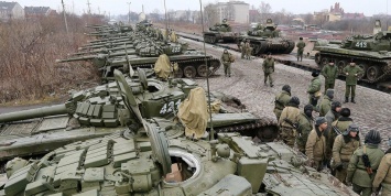 В Кремле призвали не беспокоиться из-за переброски войск к границе с Украиной