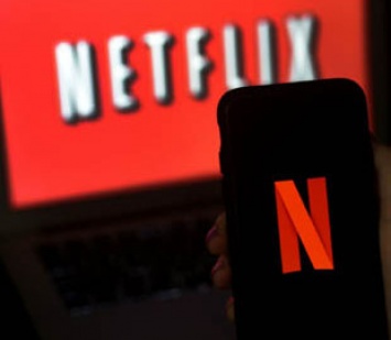 Netflix инвестирует 450 миллионов в два продолжения «Ножи наголо»