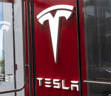 Tesla пытается оспорить нарушение трудового законодательства США