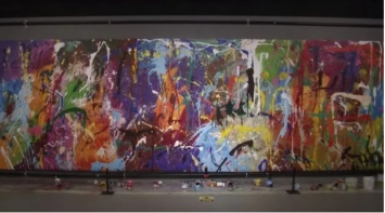 Посетители выставки по ошибке дорисовали чужое граффити стоимостью в сотни тысяч долларов (ВИДЕО)