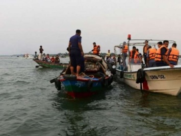 В Бангладеш затонул паром с пассажирами: есть погибшие