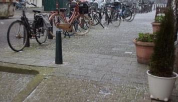 В Нидерландах на Пасху пошел снег