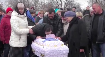 Почти победа Вирастюка, гибель ребенка в Донбассе, МИД - за Харьковские соглашения. Итоги "Страны"