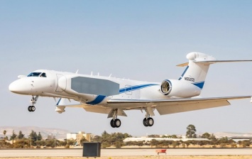 Израиль представил новый разведывательный самолет