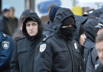 В Николаеве полиция составила админпротоколы за нарушение карантина на директоров двух рынков